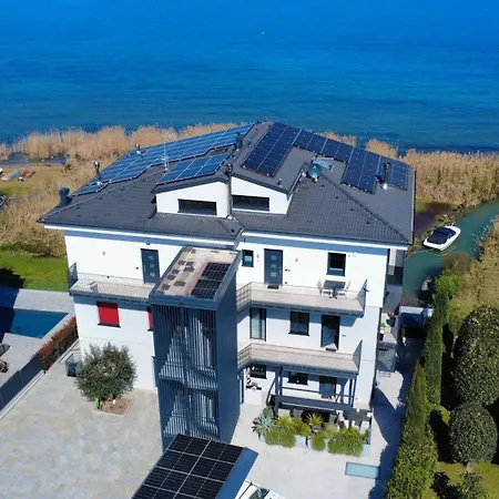 Vela Blu * بسكييرا ديل غاردا